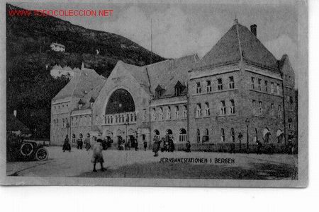 Postales: 7-2ay7. Bergen. Edificio y gente - Foto 1
