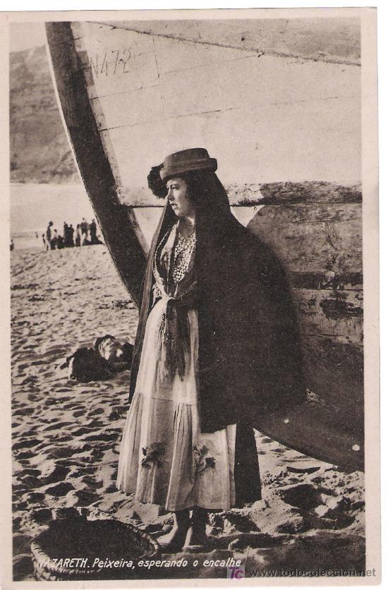 Postales: Nazareth. Una pescadora - Foto 1
