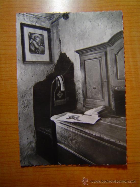 Postcards: POSTALARS (AIN) LA SACRISTIE AVEC LE CONFECCIONNAL DES HOMMES SIN CIRCULAR