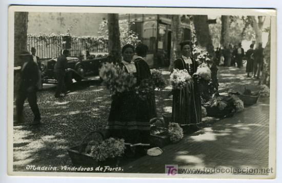 Postais: MADEIRA, PORTUGAL, VENDEDORAS DE FLORES,   P27846