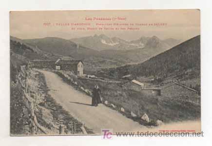 Postais: ANDORRA. VALL&Eacute;E D'ANDORRE. PREMIERES METAIRIES DU HAMEAU DE SALDEU. AU FOND VALIRA. (ED. LABOUCHE.)
