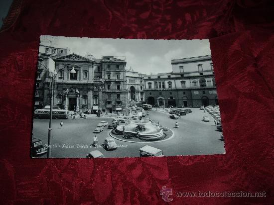Cartoline: napoli piazza trieste e trento con fontana,ditta renza-napoli