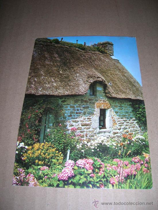 Postales: Tarjeta postal, C. 325. La Bretagne Pittoresque. Chaumi&eacute;re Fleurie. escrita en 1981, con 3 sellos.