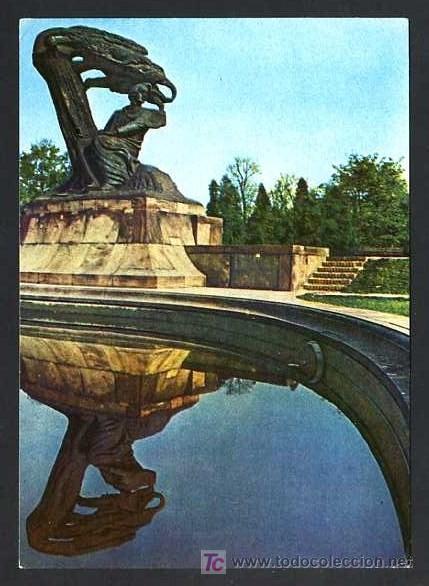 Cartes Postales: Polonia. Warszawa. *Pommik Fryderyka Chopina* Edit. Ruch. Nueva.