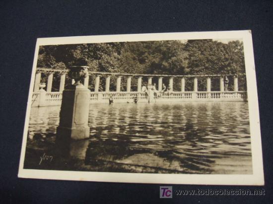Postkarten: LE COLLEGE FEMININ DE BOUFFEMONT -LE BAIN A LA PISCINE -