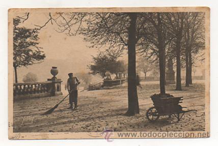 Postales: LUXEMBURGO. UN BARRENDERO. - Foto 1