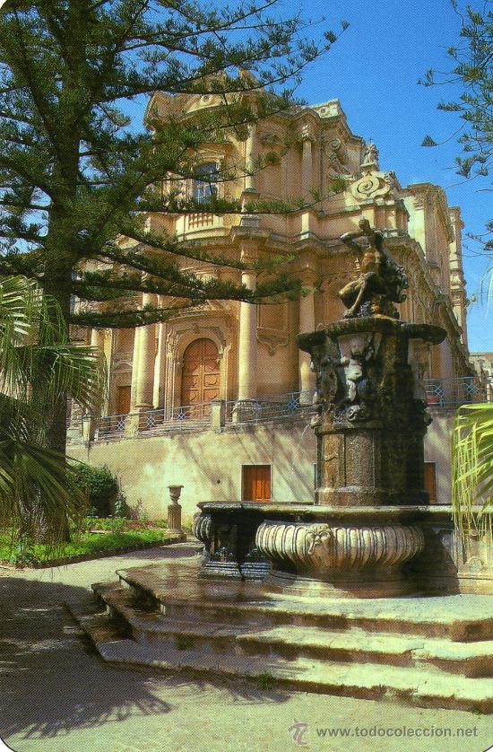 Postais: NOTO (SIRACUSA) PIAZZA XVI MAGGIO FONTANA D'ERCOLE ED, ITALIA SEBASTIANO SIN CIRCULAR