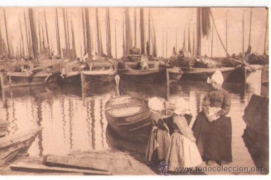 Postkarten: TARJETA POSTAL. HOLANDA. VOLENDAM. N&ordm; 99. THE FISHING FLEET. ED. F. B. DEN BOER.