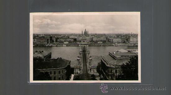 Cartes Postales: TARJETA POSTAL DE HUNGRIA. BUDAPEST. DUNAI LATKEP A LANCHIDDAL. MAGYAR.