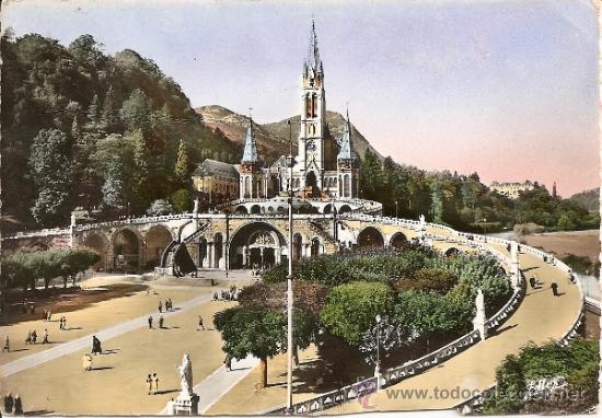 Postales: LOURDES - LA BASILICA Y LA EXPLANADA - Foto 1
