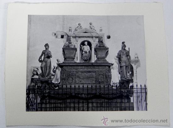 Cartes Postales: ANTIGUA FOTOGRAFIA DE NAPOLES, SANTIAGO DE LOS ESPA&Ntilde;OLES, MAUSOLEO DE DON PEDRO DE TOLEDO, LA FOTOGR