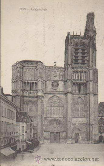 Cartoline: Sens.- La Cathedrale. Franqueado en  1915.