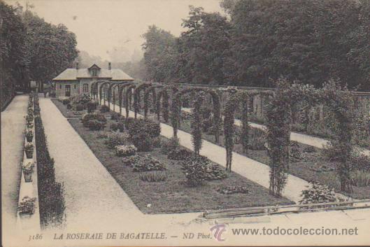 Cartoline: La Roseraie De Bagatelle.- Franqueado en  1910.