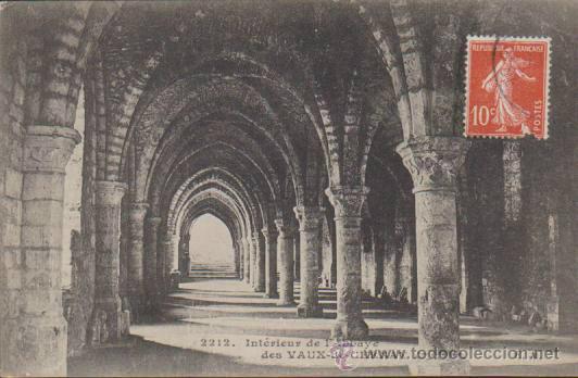 Cartoline: Interieur de l&acute;Abbaye des Vaux-de-Gernay. Franqueado en 1909.