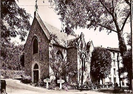 Cartoline: ANTIGUA POSTAL 36657 MOLITG LES BAINS LA CHAPELLE ET PENSION NOTRE DAME EDITIONS SL
