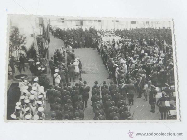 Postais: Antigua foto postal de la banda de musica militar, portuaria de Genova, Italia, a&ntilde;os 30, no circulad