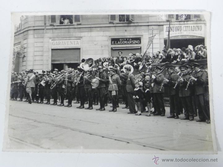 Postales: Antigua fotografia de la banda de musica militar, legionaria portuaria de Genova, Italia, a&ntilde;os 30, m