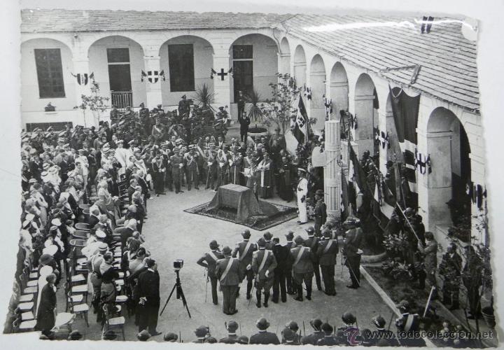 Postales: Antigua fotografia de acto con la banda de la legion portuaria de genova, italia, a&ntilde;os 1930, mide 23
