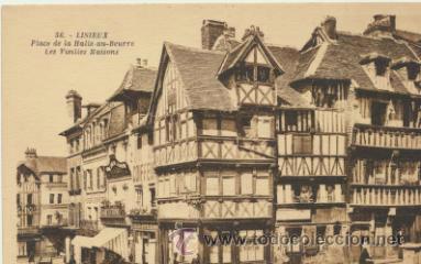Cartes Postales: Lisieux.- Place de la Halle - aun - Beurre.