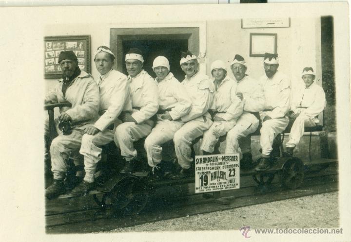 Postcards: MINA DE SAL. MINEROS CON SU L&Aacute;MPARA DISFRAZADOS. HACIA 1920.