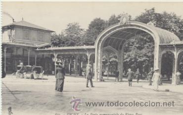 Postales: Vichy.- La porte monumentale du Vieux Parc.