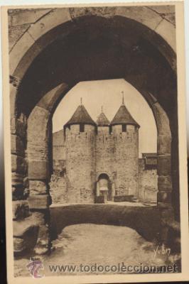 Postcards: Carcassonne.- Entr&eacute; du Ch&acirc;teau.