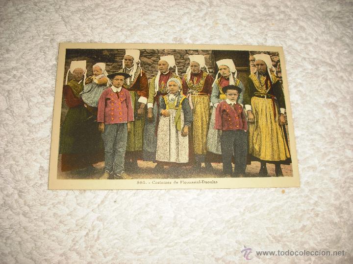 Postcards: COSTUMES DE PLOUGASTEL -DAOULAS . N&ordm; 805