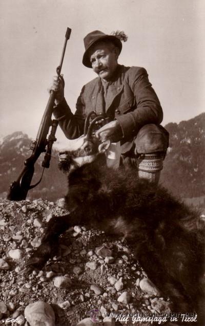 Postcards: N&ordm; 4544 POSTAL AUSTRIA CAZADOR EN TIROL