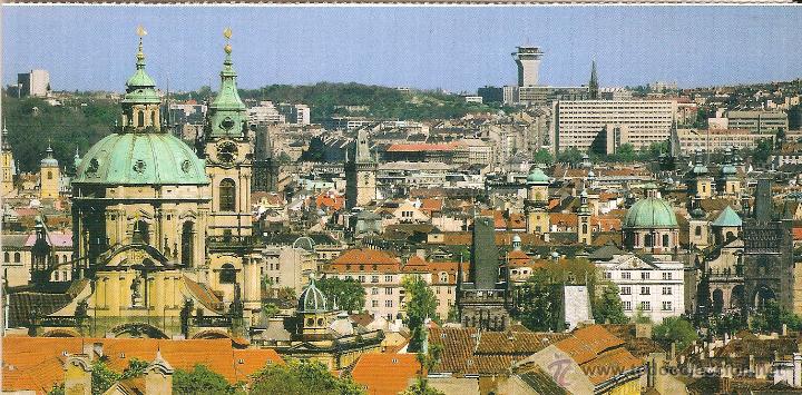Postales: PRAGA (REP&Uacute;BLICA CHECA), UNA CIUDAD DE TORRES - SIN CIRCULAR - Foto 1