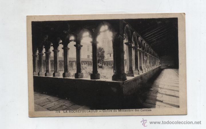 Postales: la Rochefoucauld.- Cloitre des Monast&eacute;re des Carmes.