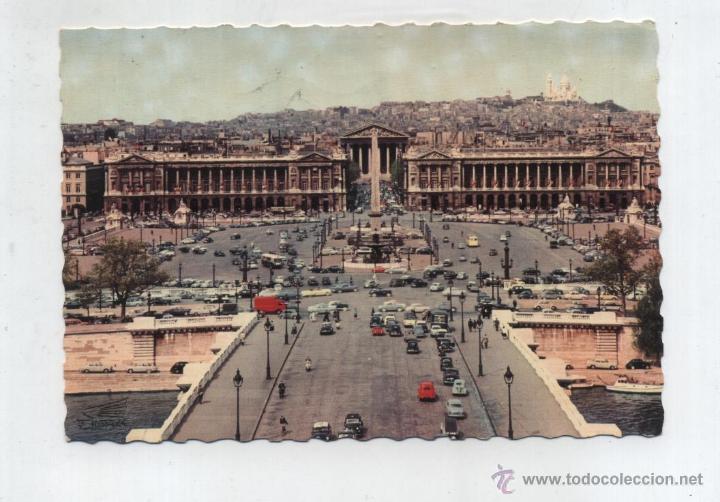 Postcards: Paris.- La Place de la Concorde. Franqueado y fechado en 1962.