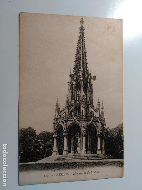 Postcards: 111. Laeken. Monumento a Leopold. Circulada