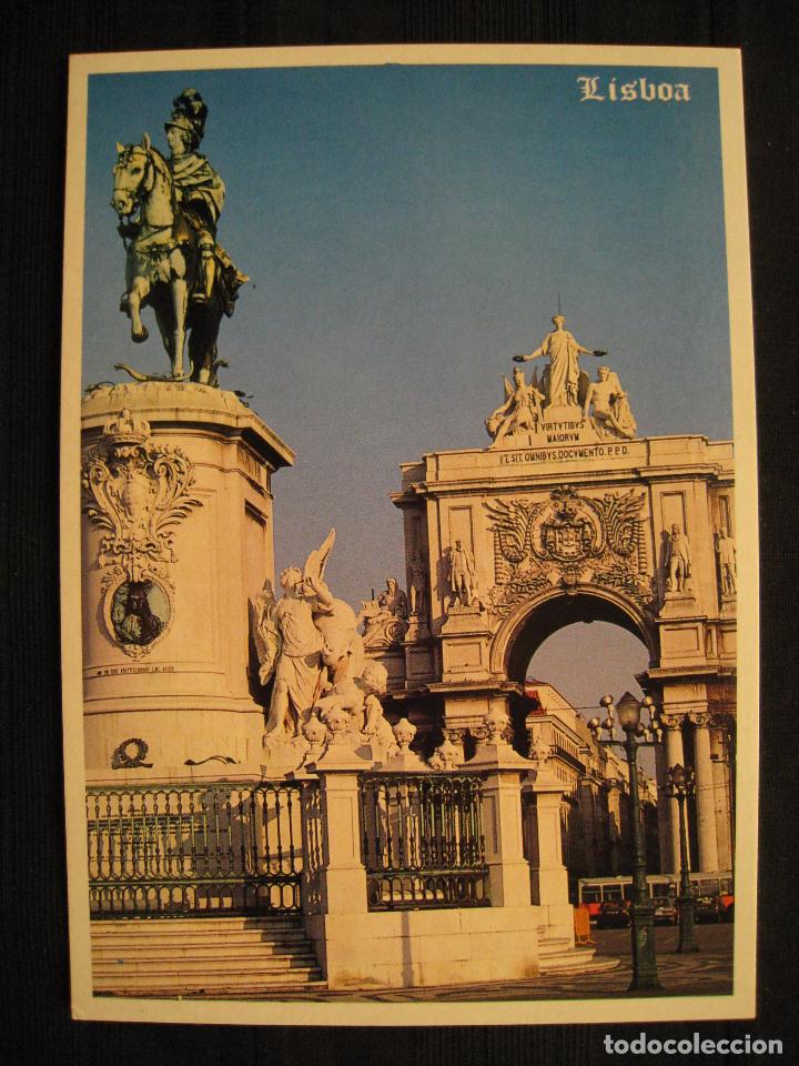 Postales: POSTAL LISBOA  ( PORTUGAL ) - PRA&Ccedil;A DO COMERCIO. - Foto 2