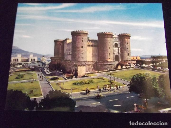 Postcards: ITALIA-V45-NO ESCRITA-NAPOLI-MASCHIO ANGIOINO E STAZIONE MARITTIMA