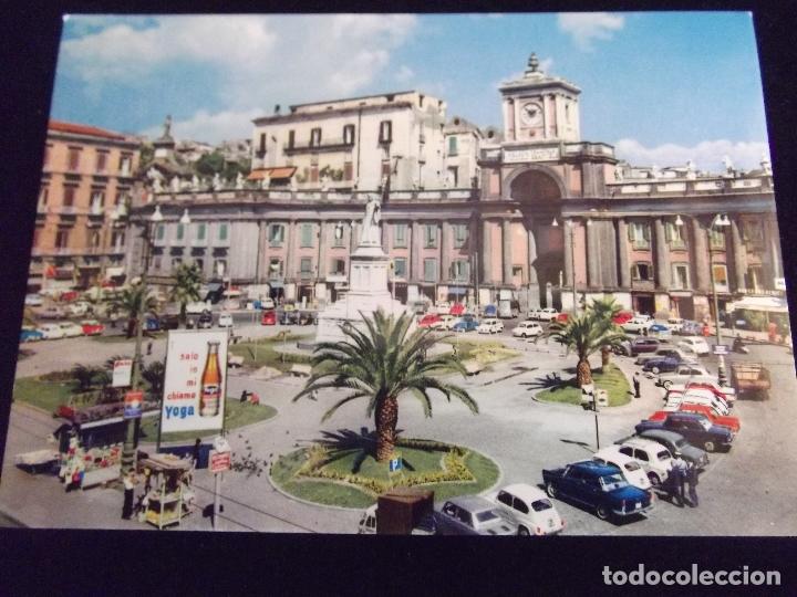 Postcards: ITALIA-V45-NO ESCRITA-NAPOLI-PIAZZA DANTE