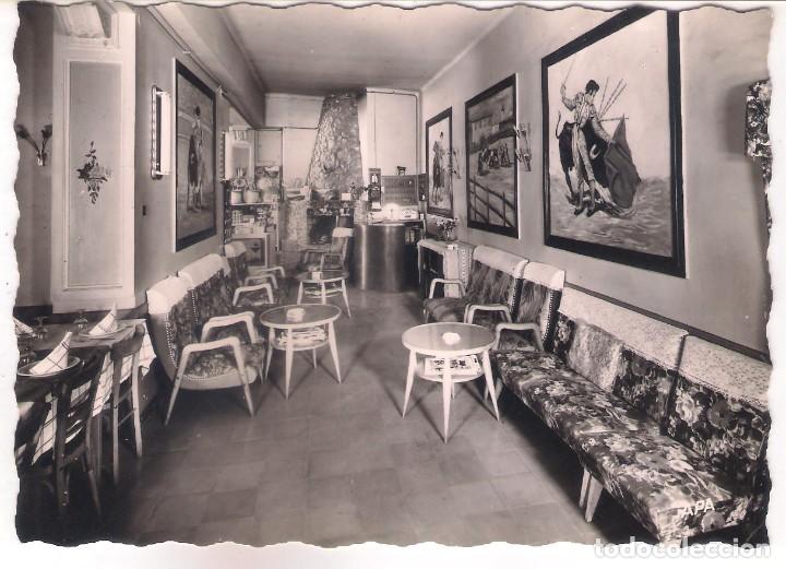 Cartes Postales: POSTAL DE VALLS D'ANDORRA -HALL DEL HOTEL FESTA BRAVA .