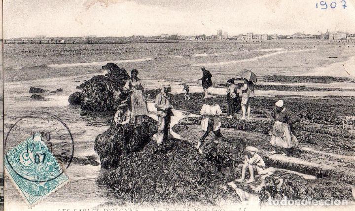 Postkarten: TARJETA POSTAL DE FRANCIA. N&ordm; 35. LES SABLES- D&acute;OLONNE. LES ROCHER &Aacute; MAR&Eacute;E BASSE. LL.