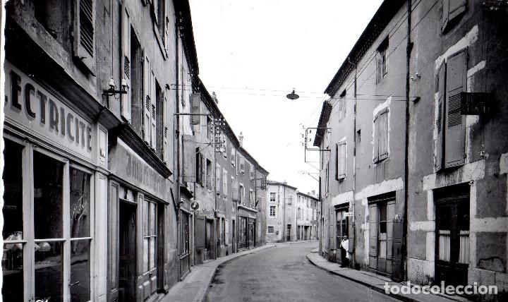 Cartoline: TARJETA POSTAL DE FRANCIA. ST. PERAY. ARDECHE. RUE DE LA REPUBLIQUE.