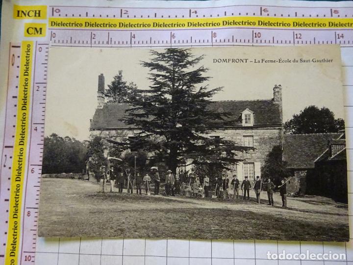 Postkarten: POSTAL DE FRANCIA. A&Ntilde;OS 10 30. DOMFORT. LA DERME &Eacute;COLE DU SAUT GAUTHIER. NI&Ntilde;OS CAMPESINOS. 1381
