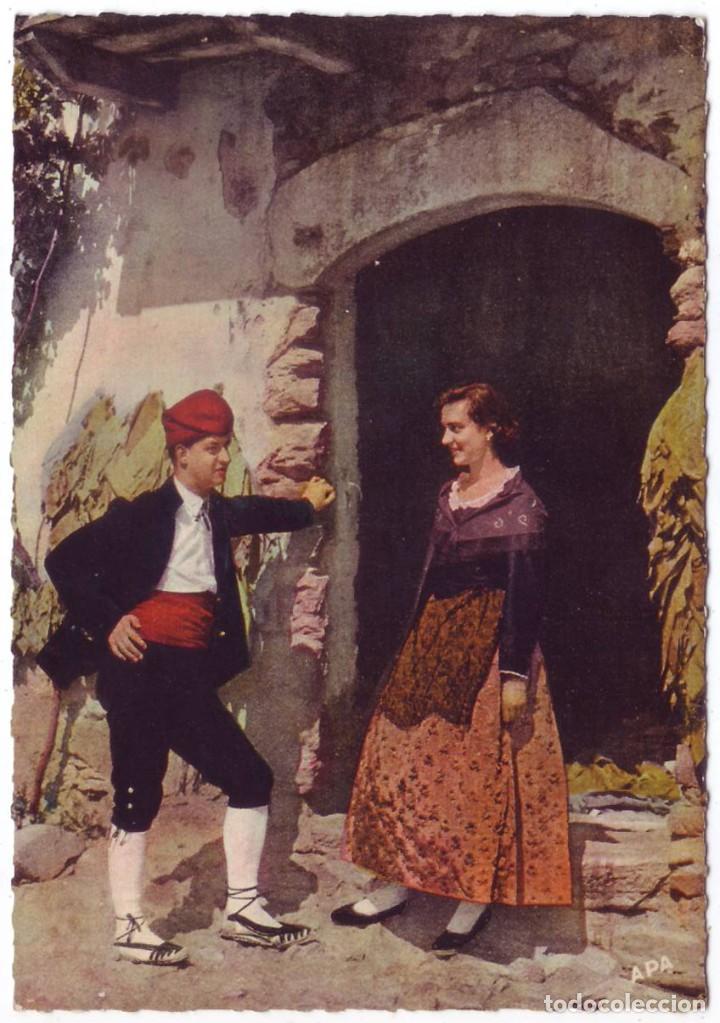 Postales: Andorra: Pareja de Andorranos con el vestido t&iacute;pico. APA. Escrita / No circulada (A&ntilde;os 60)