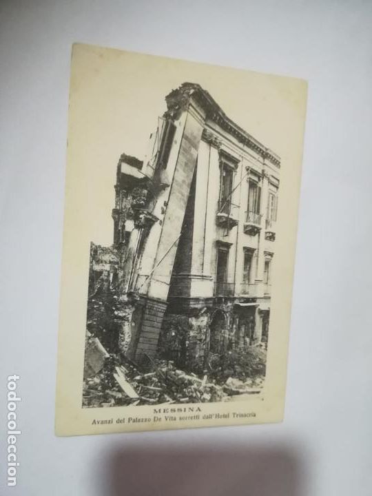 Postcards: TARJETA POSTAL. ITALIA. MESSINA. AVANZI DEL PALAZZO DE VITA SORRETTI DALL'HOTEL TRINACRIA