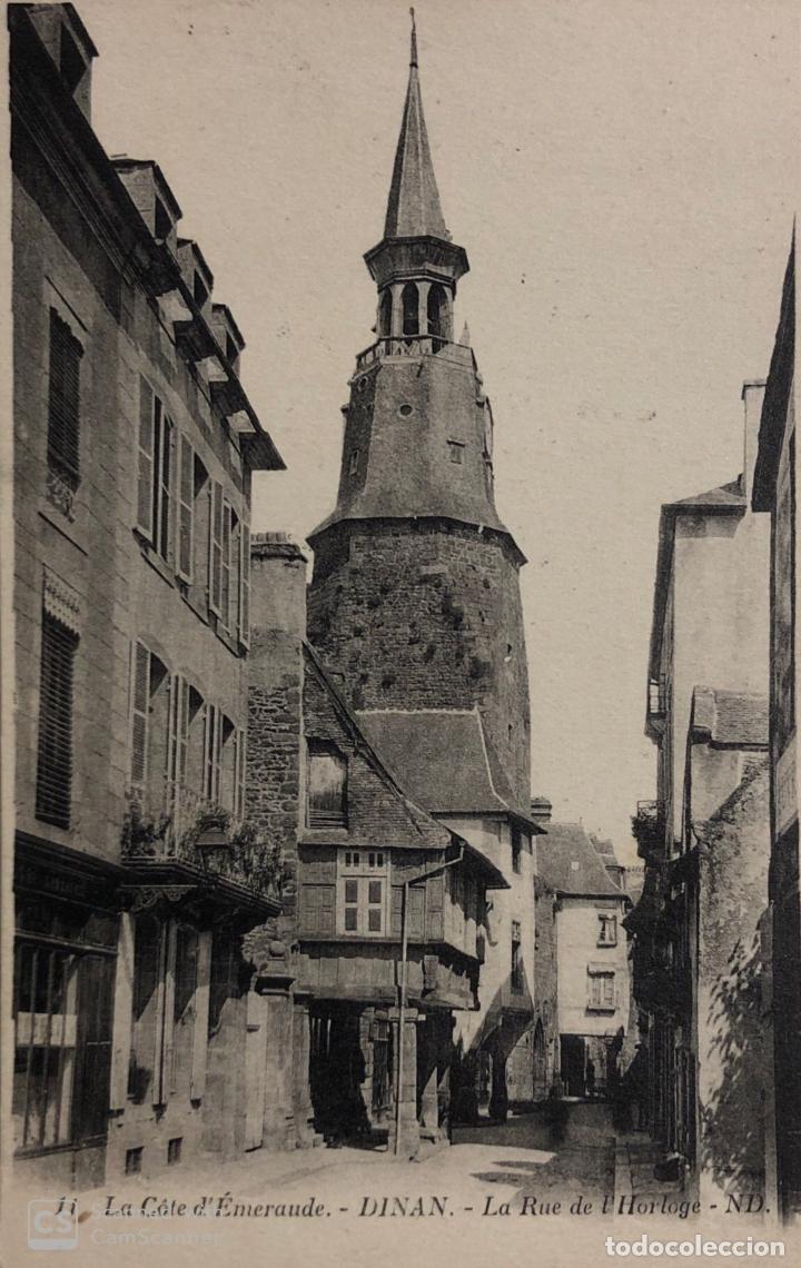 Cartoline: TARJETA POSTAL DE FRANCIA -DINAN. LA RUE DE L'HORLOGE.