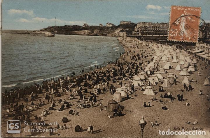 Cartes Postales: TARJETA POSTAL DE FRANCIA-BIARRITZ-LA FOULE SUR LA GRANDE PLAGE.