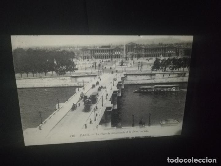 Cartes Postales: TARJETA POSTAL DE PARIS. LA PLACE DE LA CONCORDE ET LA SEINE.