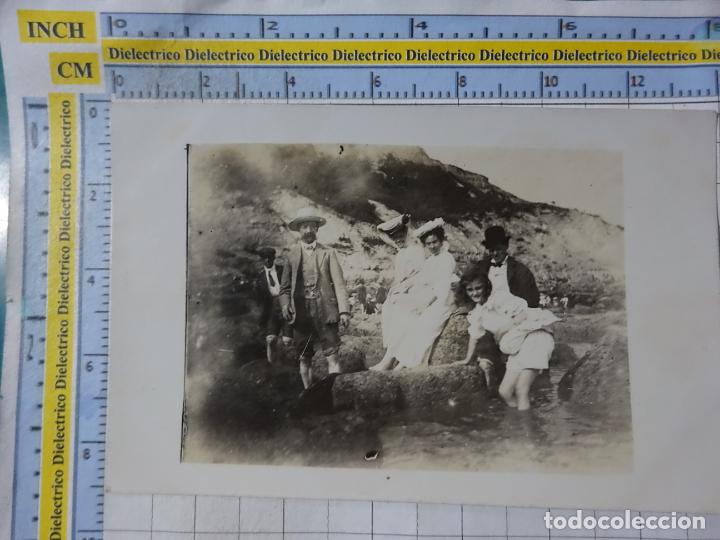 Postales: POSTAL DE REINO UNIDO GRAN BRETA&Ntilde;A. A&Ntilde;OS 10 30. FOTO FAMILIA SE&Ntilde;ORAS EN PLAYA. 2509