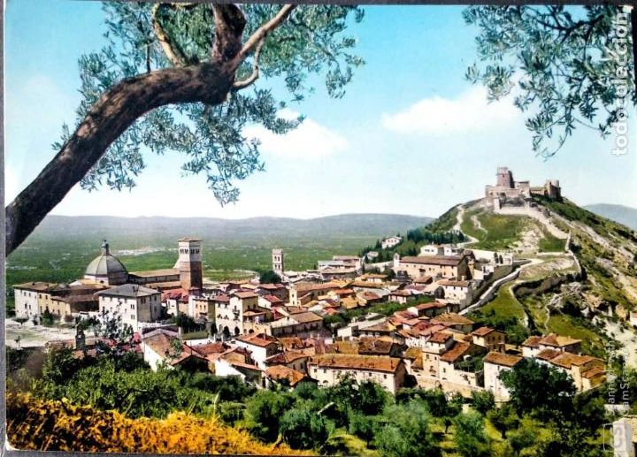 Postkarten: As&iacute;s. Panor&aacute;mica del monte Subasio. Nueva. Color