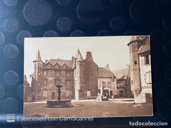 Postcards: TARJETA POSTAL. FRANCIA. AUVERNIA. CANTAL. 232.-SALERS. LA GRANCE PLACE. LA MAISON DU NOTAIRE