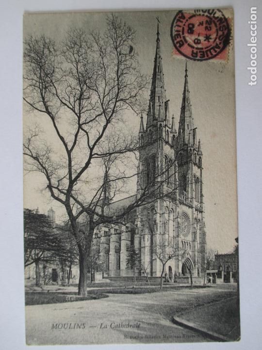 Cartes Postales: TARJETA POSTAL DE FRANCIA. MOULINS LA CATHEDRALE.