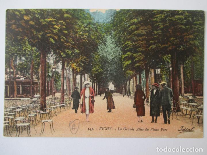 Cartoline: TARJETA POSTAL DE FRANCIA. 343 VICHY LA GRANDE ALLEE DU VIEUX PARC