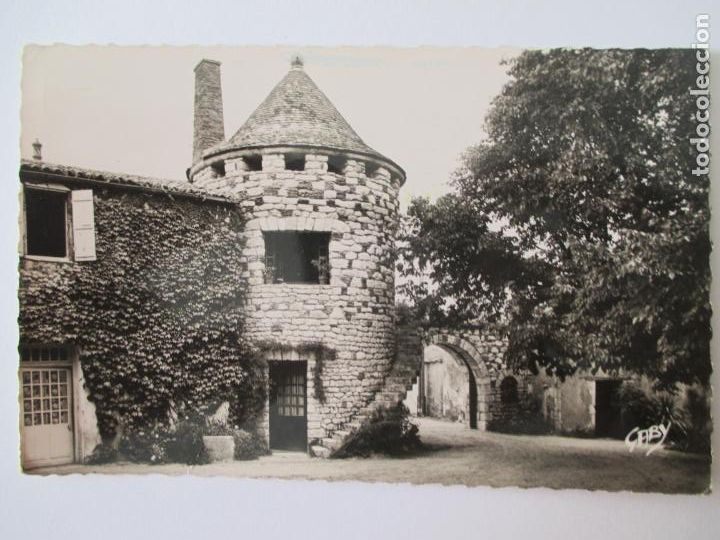Postales: TARJETA POSTAL DE FRANCIA. 196 ILE D&acute;OLERON MATHA TOUR DU PRIEURE DE LA PERROCHE